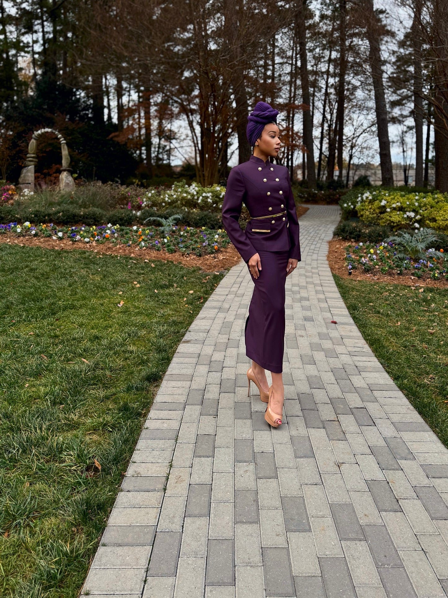 The Royal Column Suit